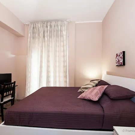 B&B St. Peter\'S Suites